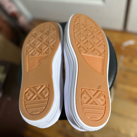 Classic Beige Canvas Sneakers - Picture 8 of 8